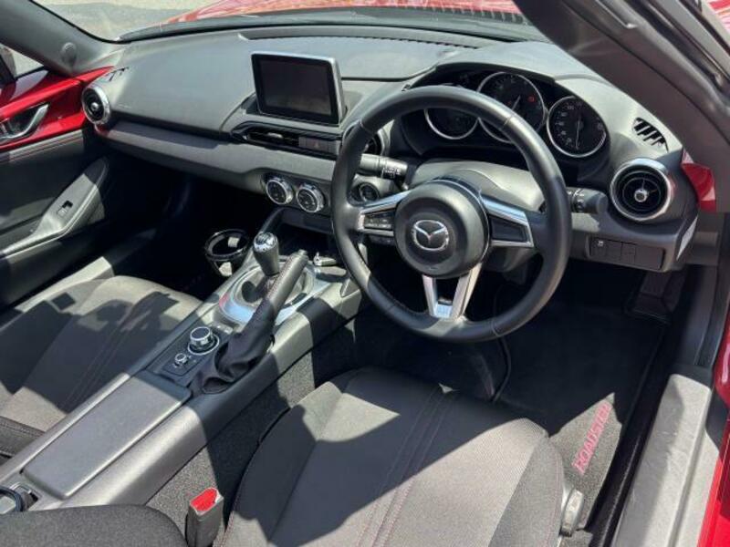 ROADSTER