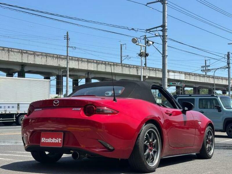 ROADSTER