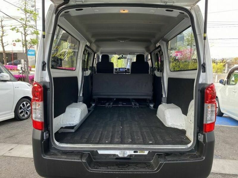 NV350 CARAVAN