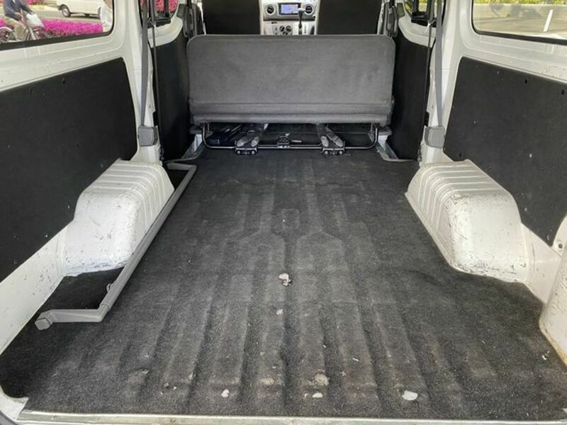 NV350 CARAVAN