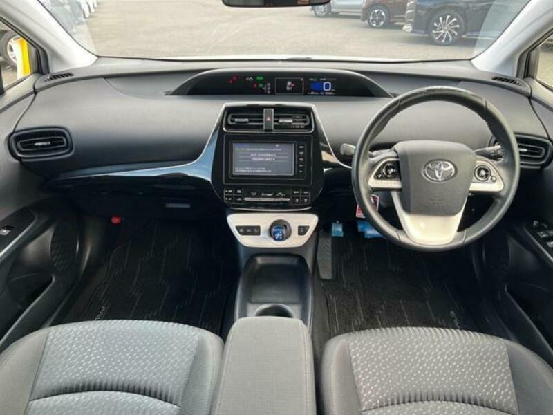 PRIUS-1