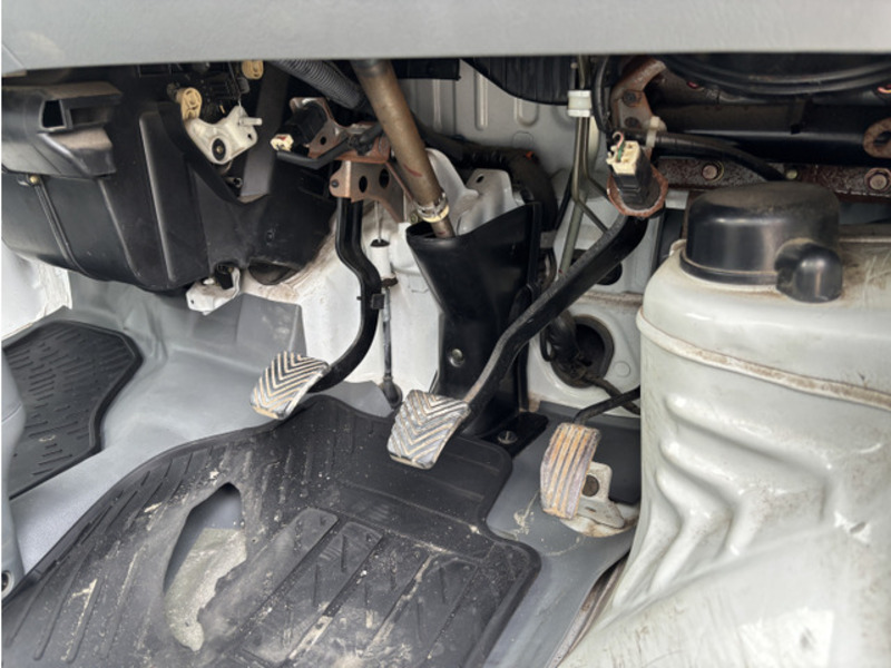 MINICAB TRUCK