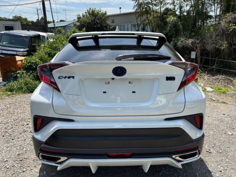 C-HR-5