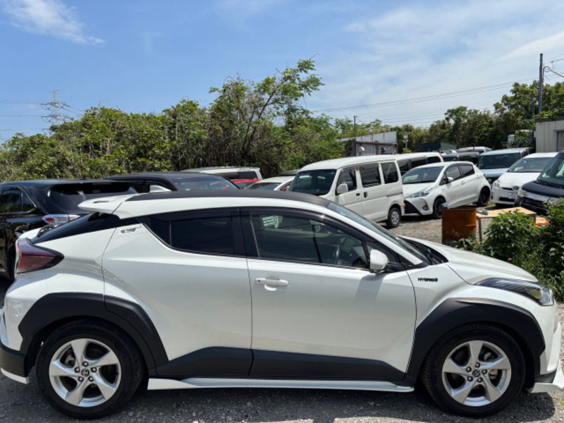 C-HR-7