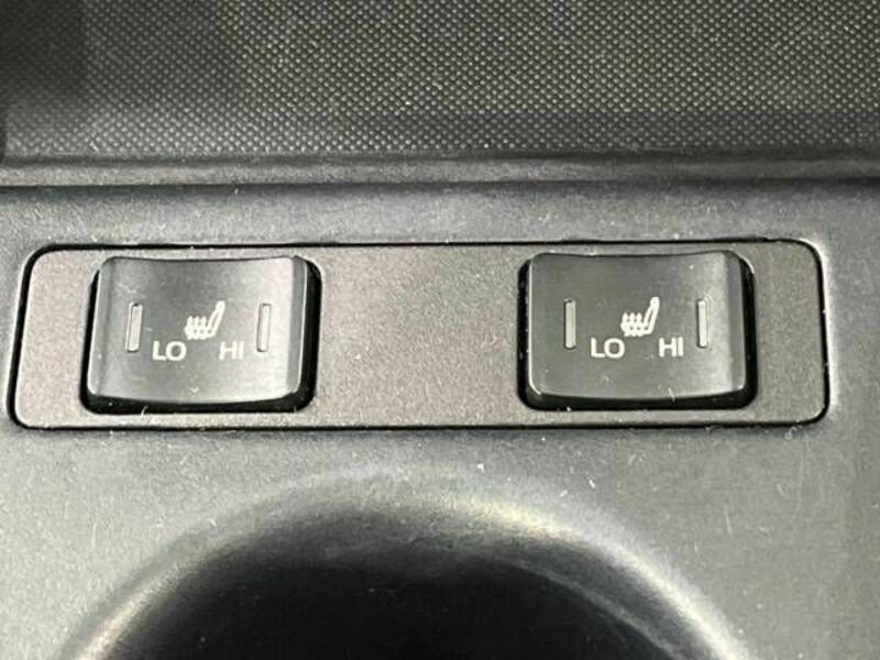 PRIUS-5