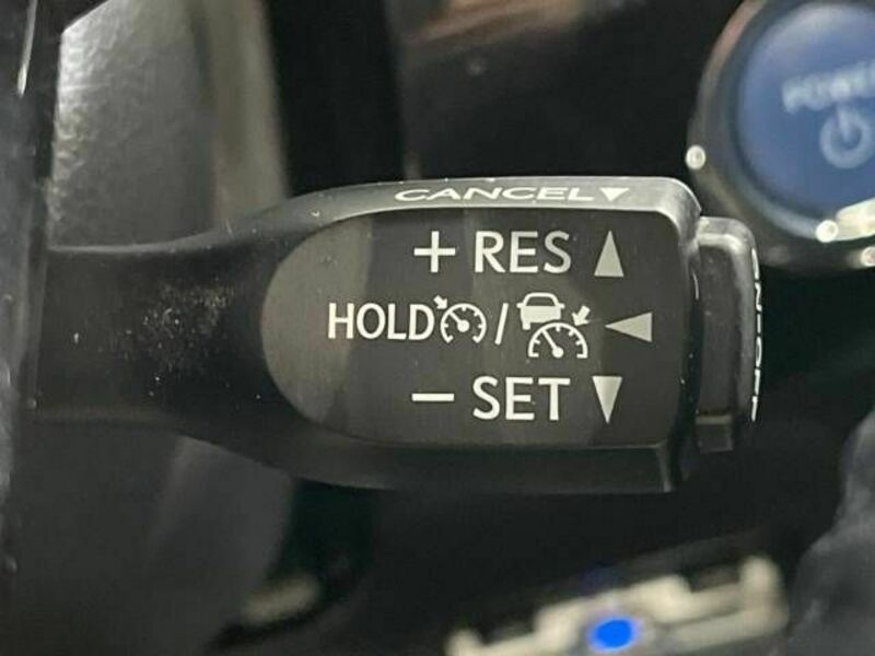 PRIUS-7