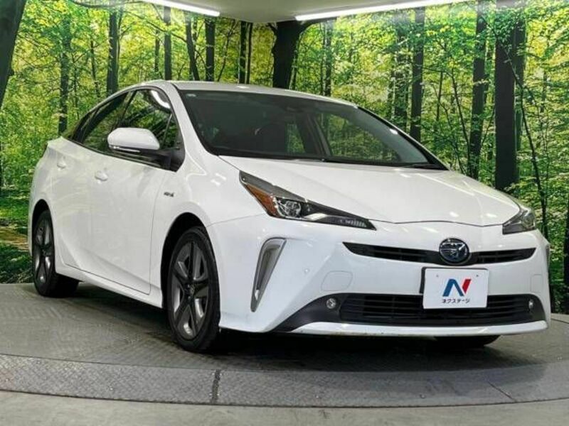 PRIUS-17