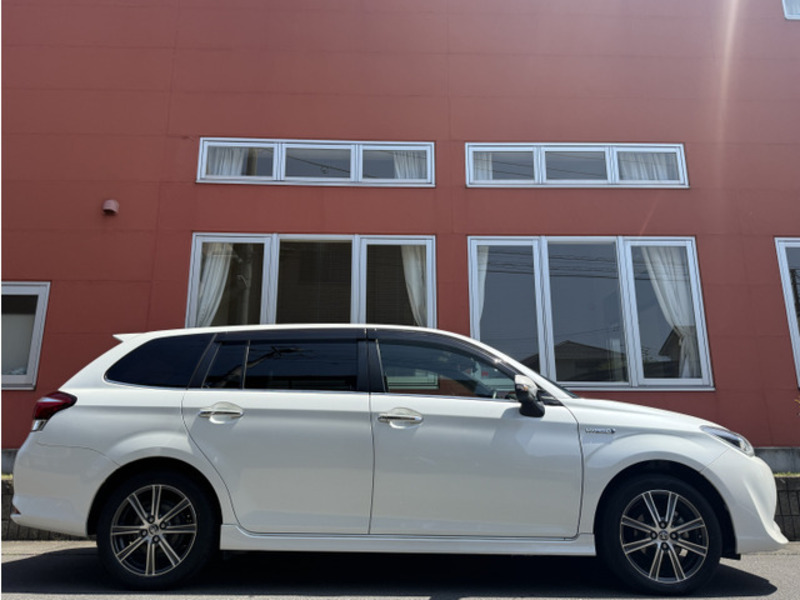 COROLLA FIELDER-3