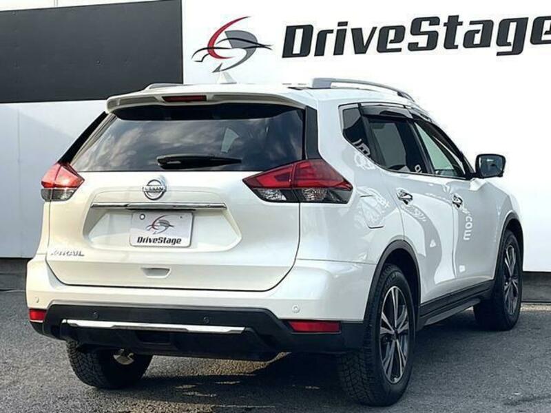 X-TRAIL-2