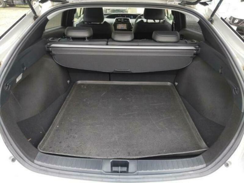 PRIUS-5