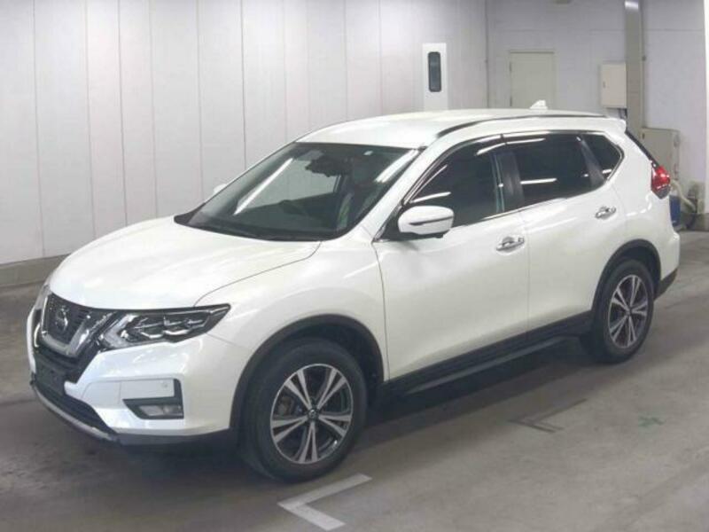 NISSAN　X-TRAIL