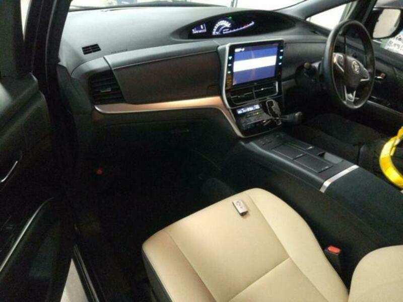 ESTIMA HYBRID