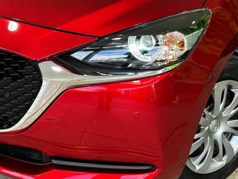 MAZDA2
