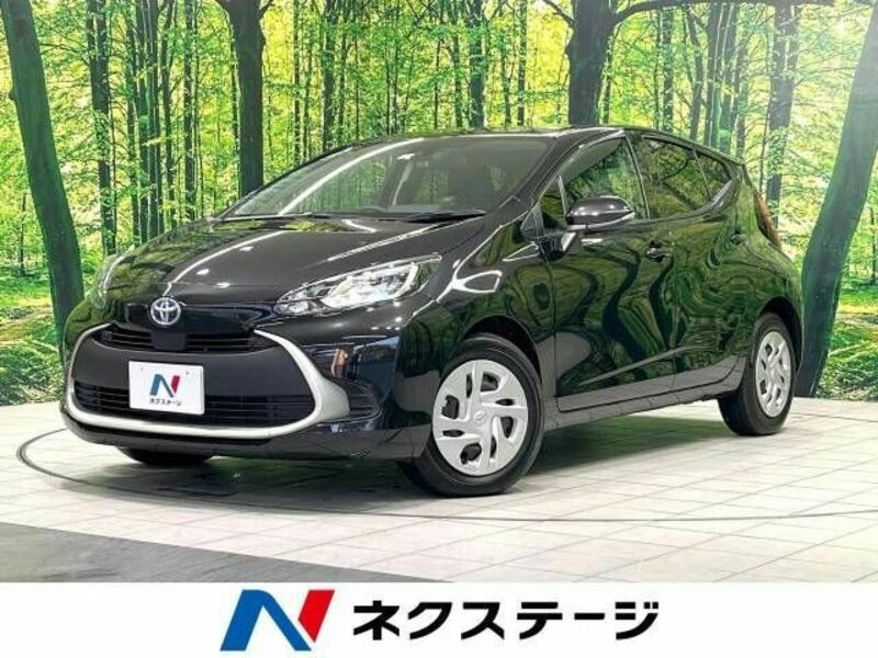 TOYOTA　AQUA