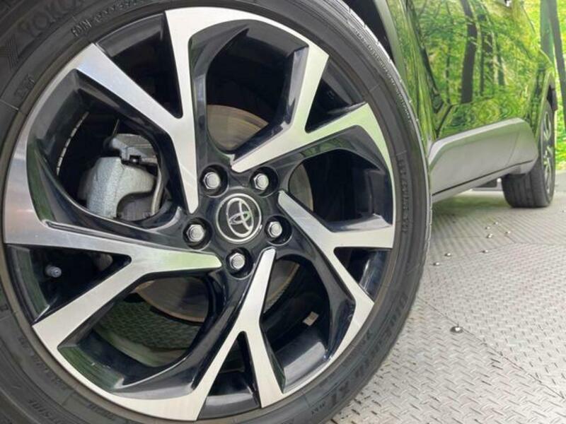C-HR-16