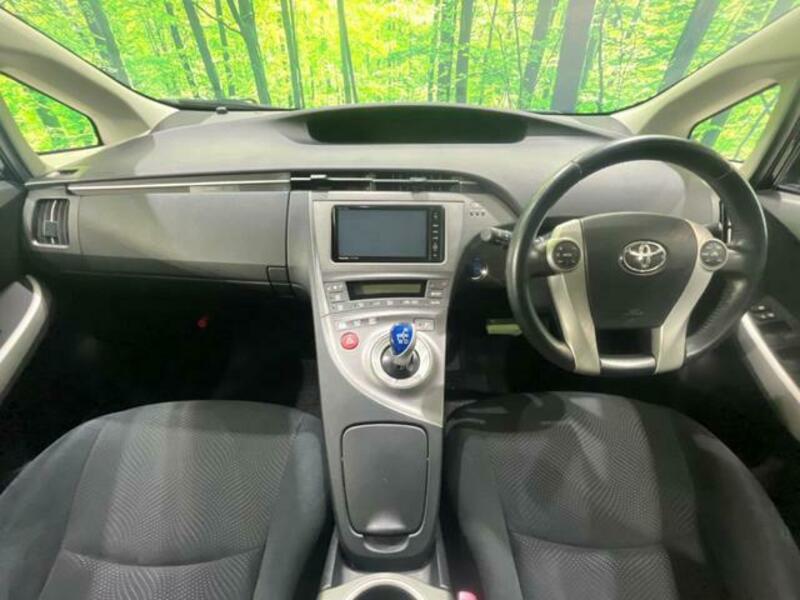 PRIUS-1