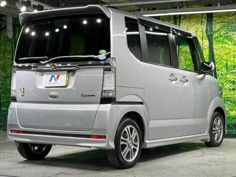 N BOX CUSTOM-16