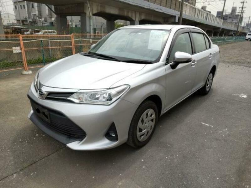 COROLLA AXIO