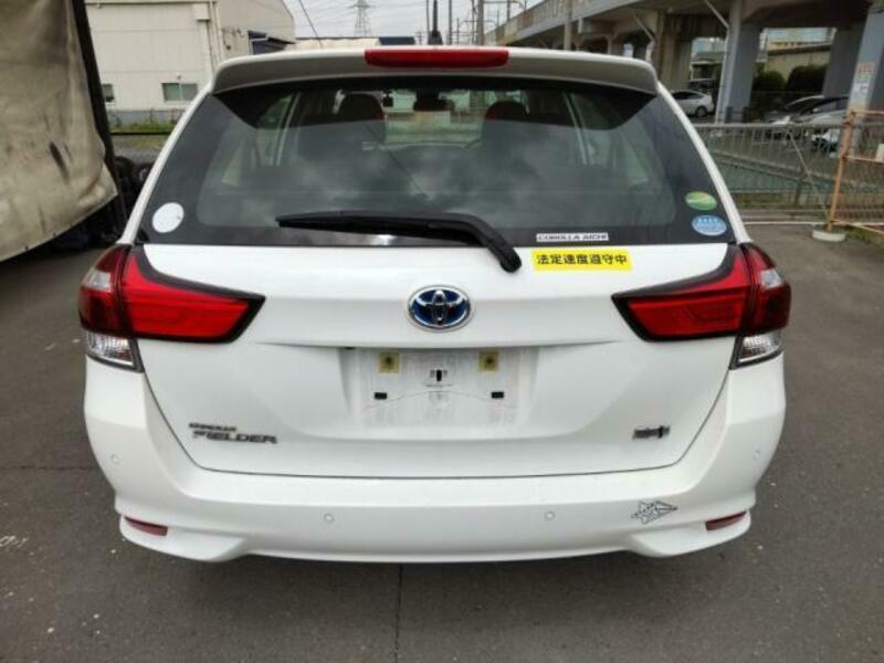 COROLLA FIELDER
