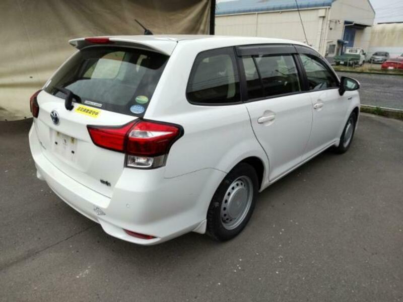 COROLLA FIELDER