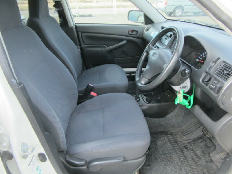 PROBOX VAN