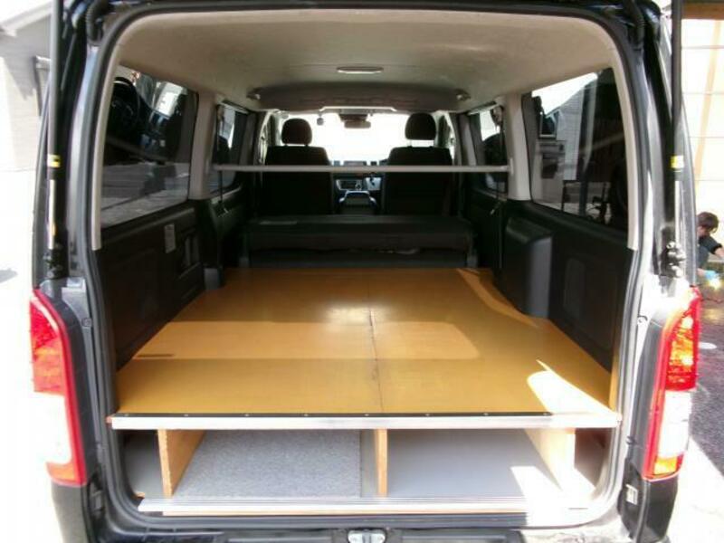HIACE VAN-14