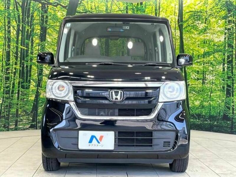 N BOX