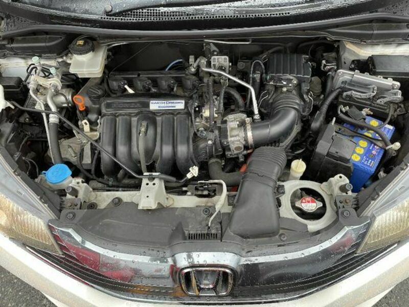 FIT HYBRID-26