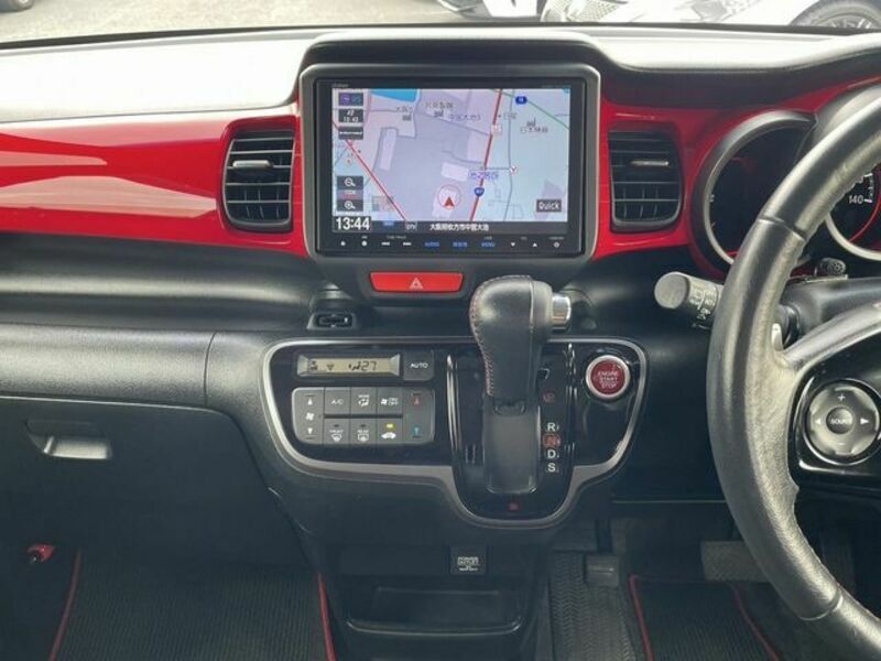 N BOX CUSTOM-13