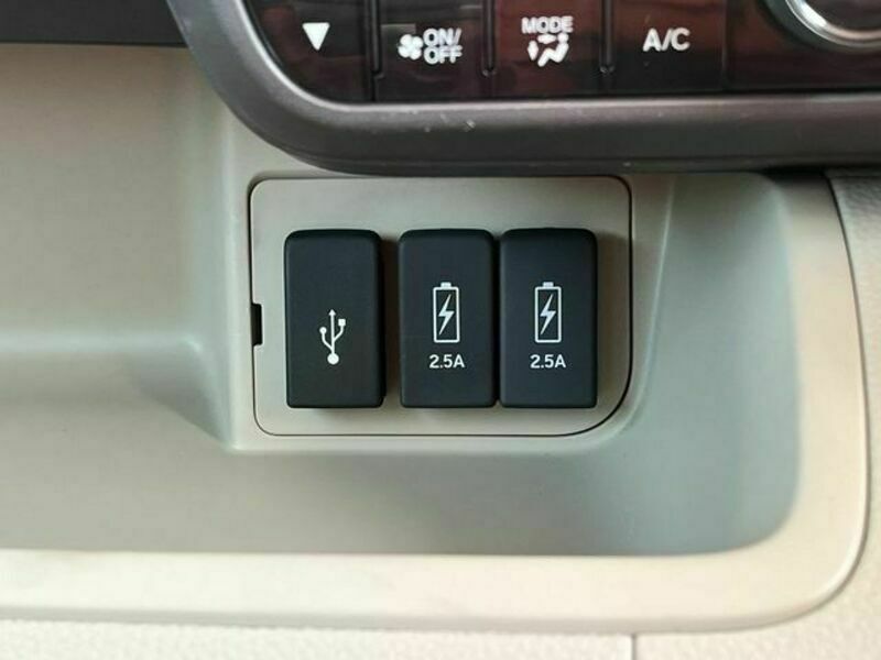 N BOX