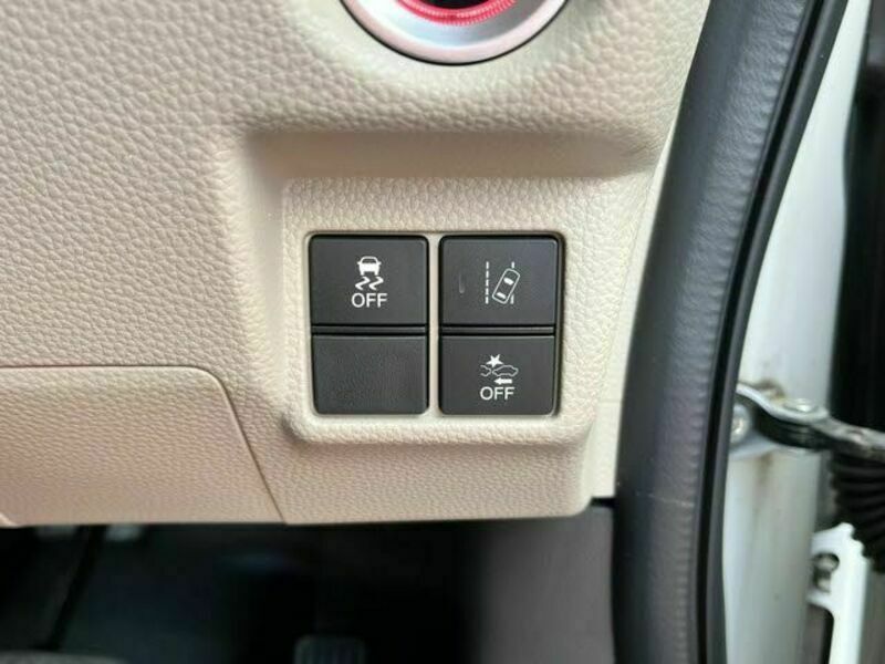 N BOX