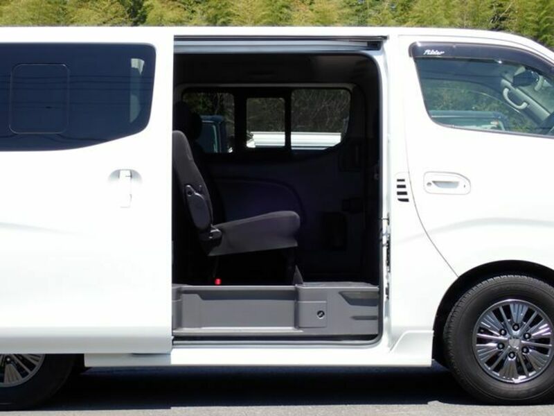 NV350 CARAVAN