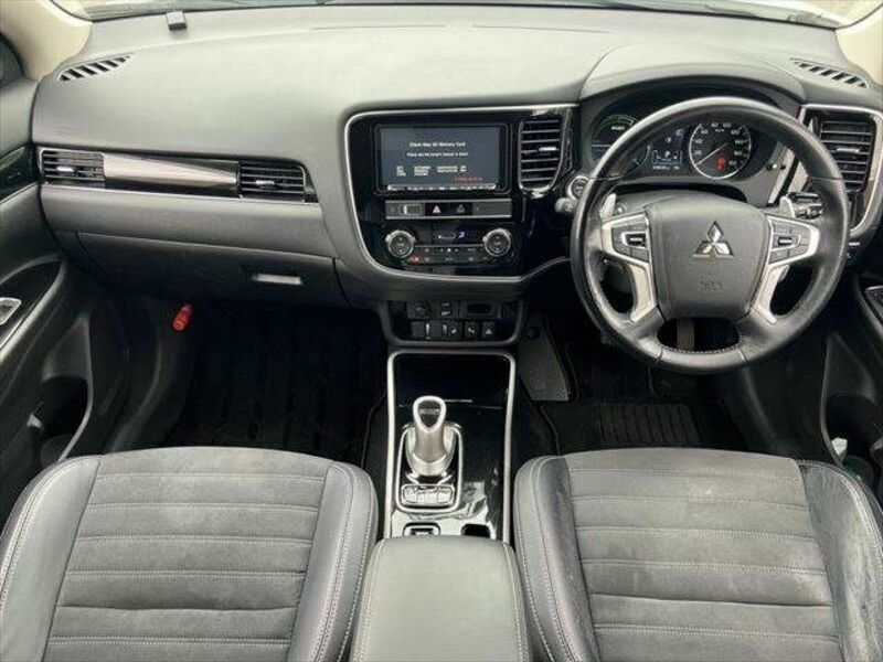 OUTLANDER PHEV