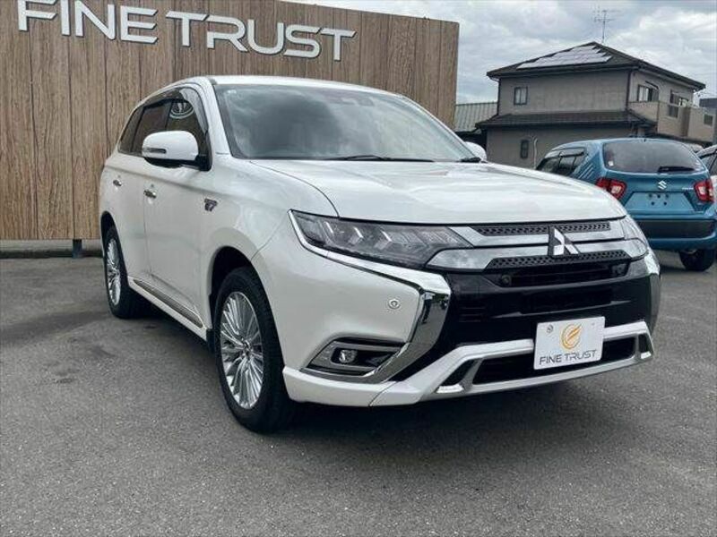 OUTLANDER PHEV