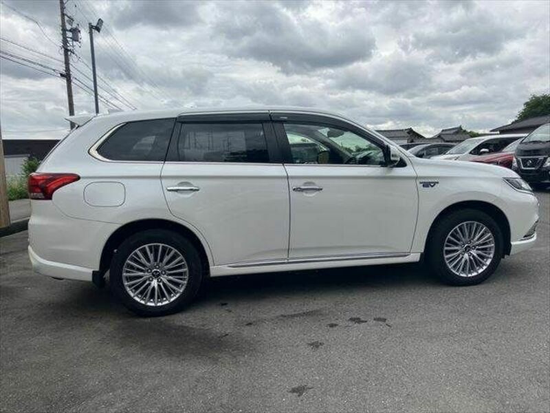 OUTLANDER PHEV
