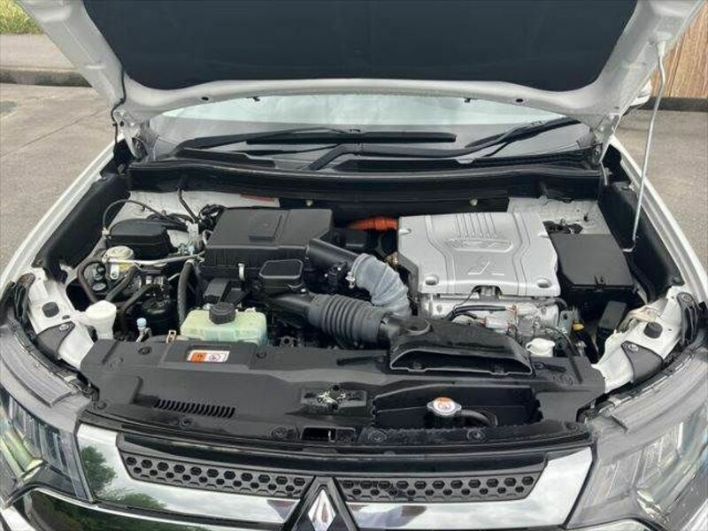 OUTLANDER PHEV