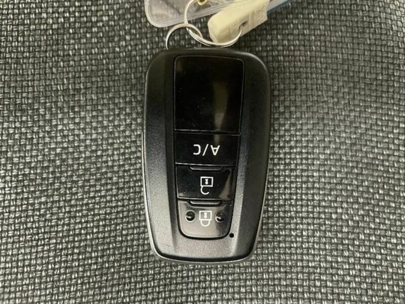 PRIUS PHV-21