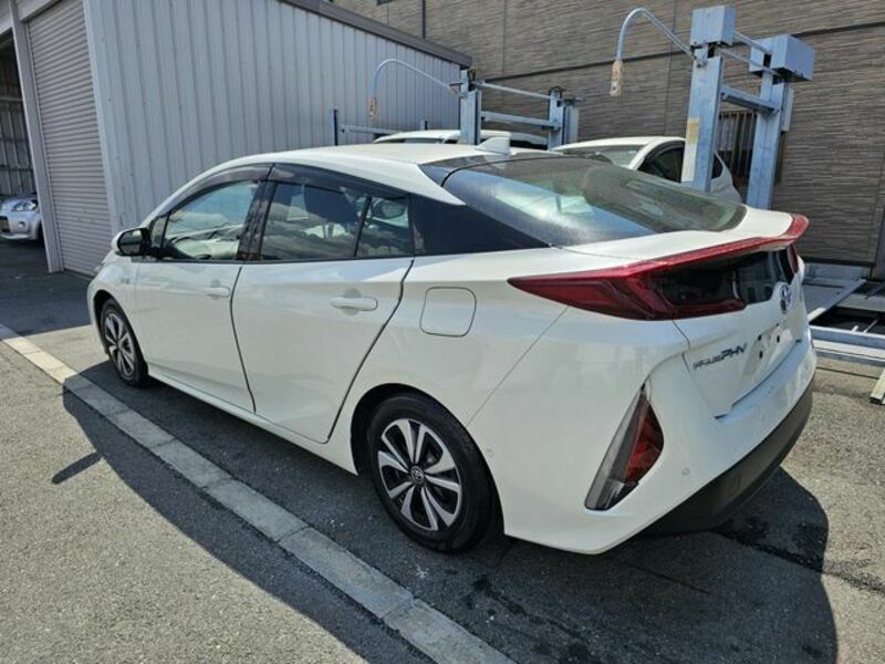 PRIUS PHV-2