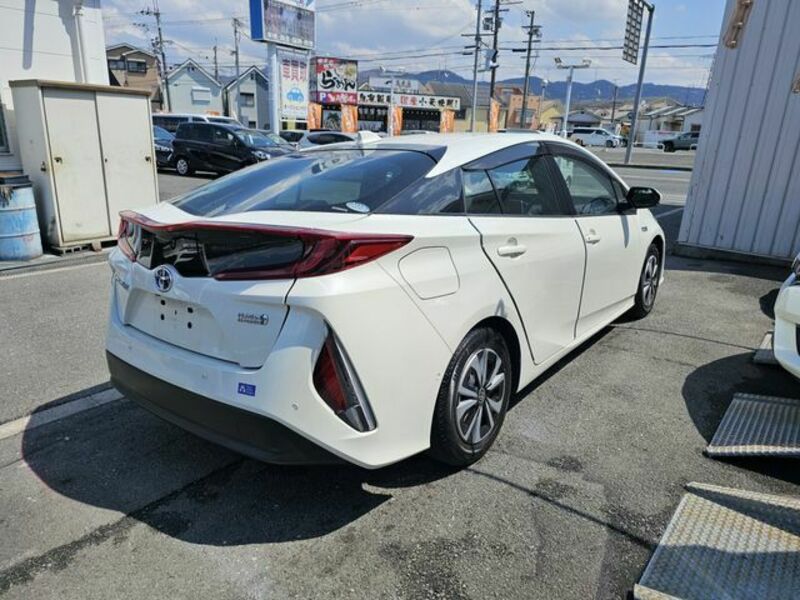 PRIUS PHV-3