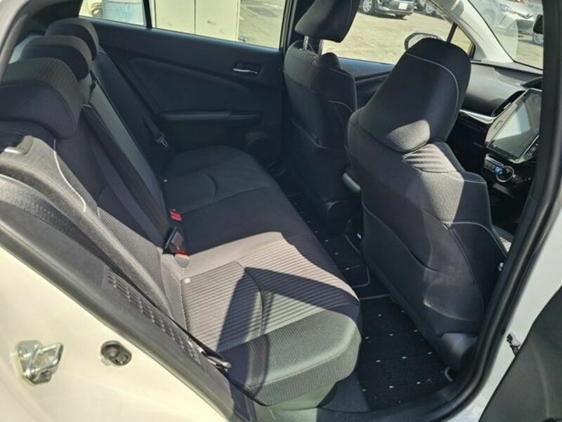 PRIUS PHV-7