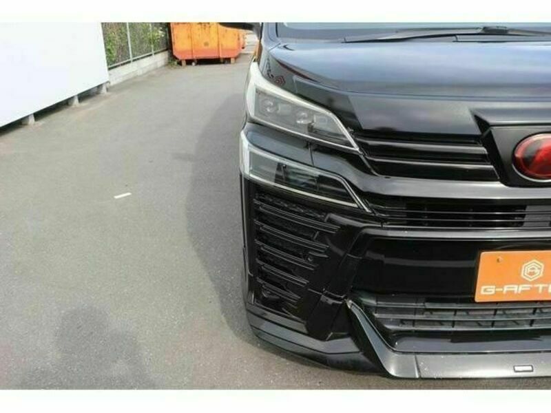 VELLFIRE-10