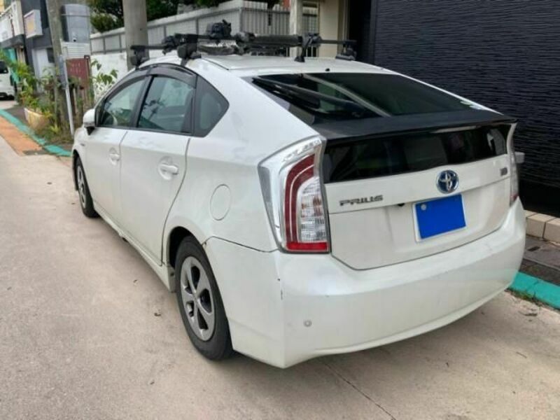 PRIUS-3