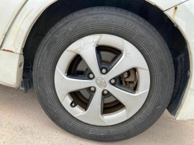 PRIUS-7