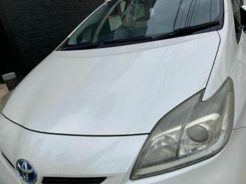 PRIUS-9