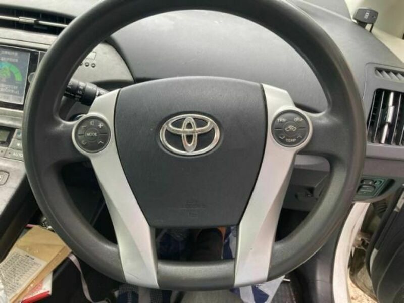 PRIUS-22