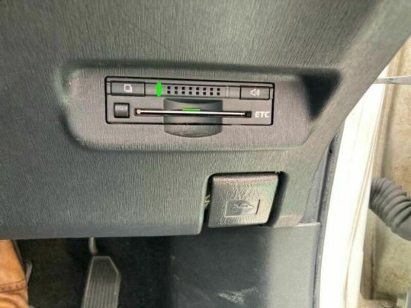 PRIUS-24