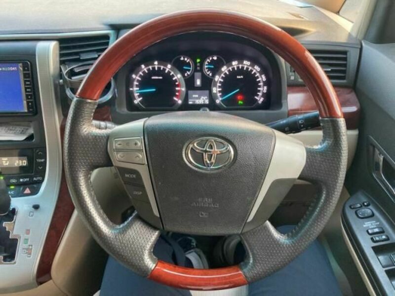 ALPHARD-14