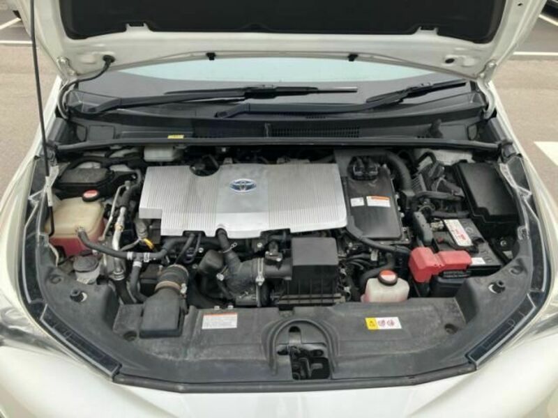 PRIUS-12