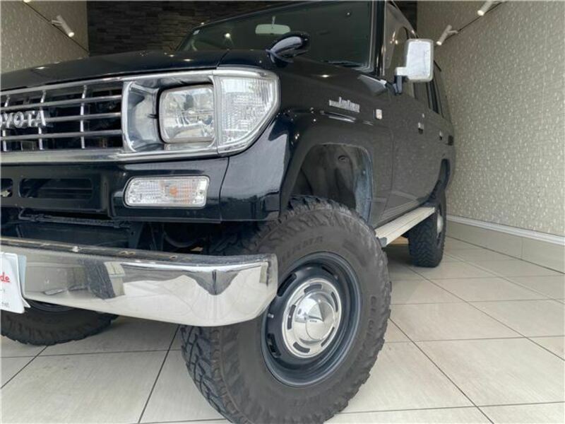 LAND CRUISER PRADO-1