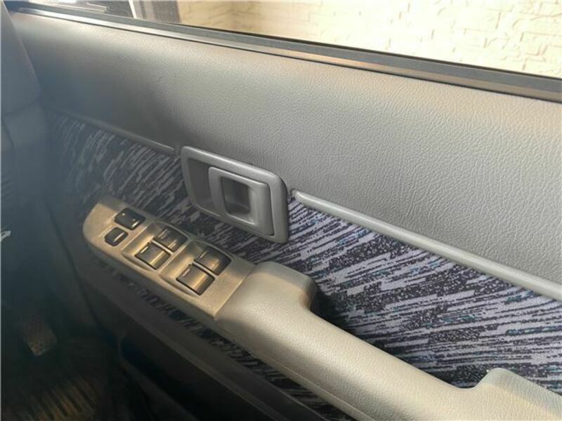 LAND CRUISER PRADO-16